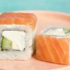 Ролл Филадельфия лайт в Sushi Street по цене 579