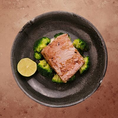 Филе тунца в The Pivo по цене 600 ₽