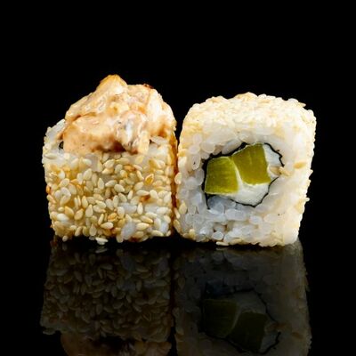 Ролл Урамаки спайси в Японка по цене 250