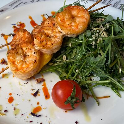 Креветки с манго и руколой в Veranda Shaffran Шафран по цене 950 ₽