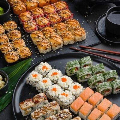 Сет Первомай в Omakase Yoshitake Sushi по цене 7560 ₽