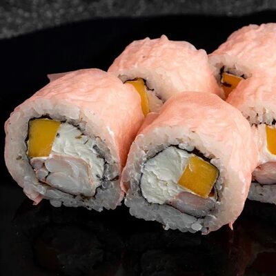 Ролл розовый 1/2 в Ем с Матрёшкой по цене 420 ₽