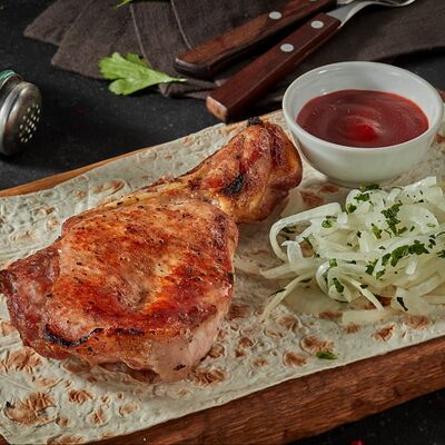 Шашлык из cвинoй корейки в #наУГЛЯХ по цене 620 ₽