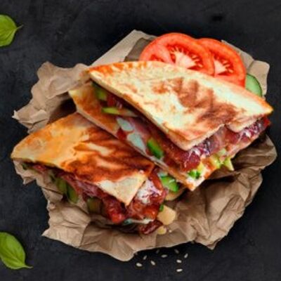 Гирос в Галерея вкусов по цене 317 ₽