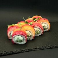 Филадельфия с лососем гравлакс в Bibik Sushi