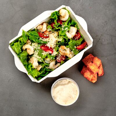 Салат Цезарь с креветками в Doner em по цене 409 ₽