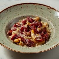 Ригатони с копченой уткой в Cheeseria