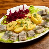 Сельдь с картофелем в Хинкали-Дали