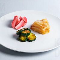 Ошинко с огурцом, кимчи и редисом в КИDO