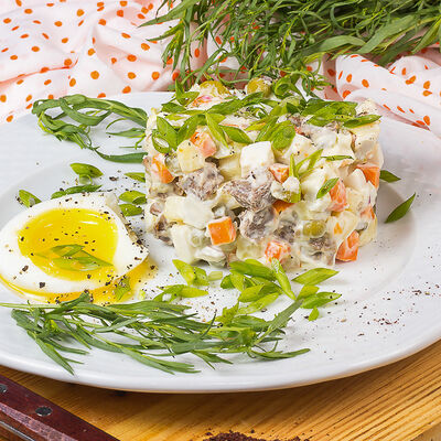 Салат Оливьедзе с говядиной в Мушмула по цене 249