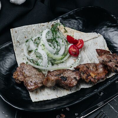 Шашлык из свинины в ALEX ROYAL RESTAURANT по цене 550 ₽