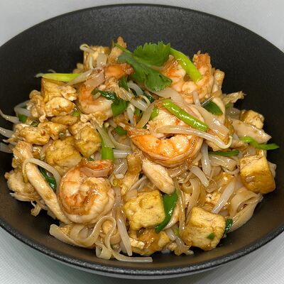 Пад Тай оригинальная в Wok & Box по цене 799 ₽