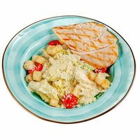 Цезарь с тёплой куриной грудкой в Провинция