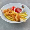 Куриные шашлычки с картофелем фри в Папаша Клаусс по цене 410