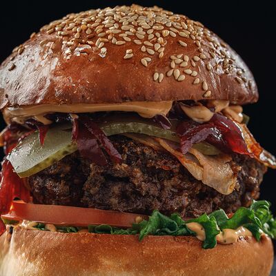 Бургер МакГрегор в Harats по цене 670 ₽