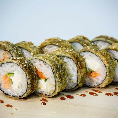 Темпура Копченый лосось Сушими в Сушими по цене 890 ₽