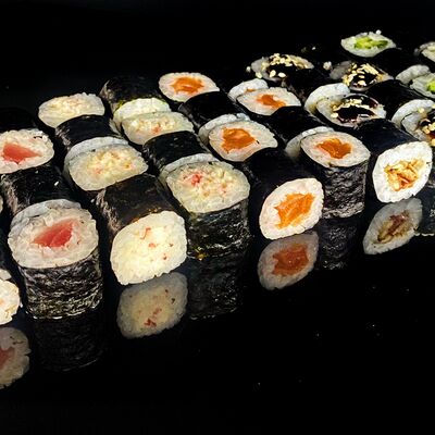 Сет Мини в Император SUSHI PREMIUM по цене 1900 ₽