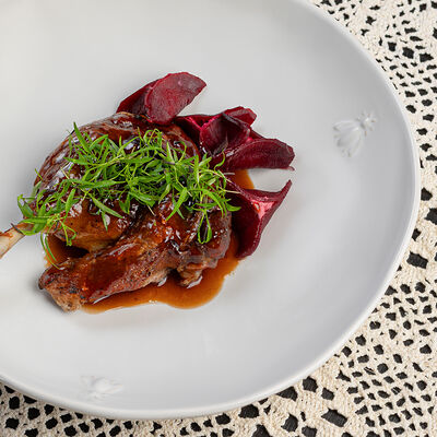 Утка с жареной капустой в Краса по цене 1307 ₽