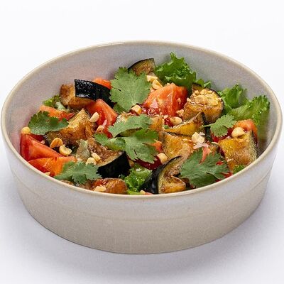 Салат Хрустящие баклажаныв Le dessert по цене 590 ₽