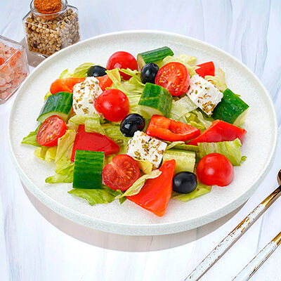 Салат Греческий в Магбургер & Братья Караваевы по цене 375