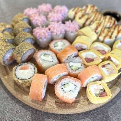 Сет Добрый сосед в ГансРолл по цене 2475 ₽