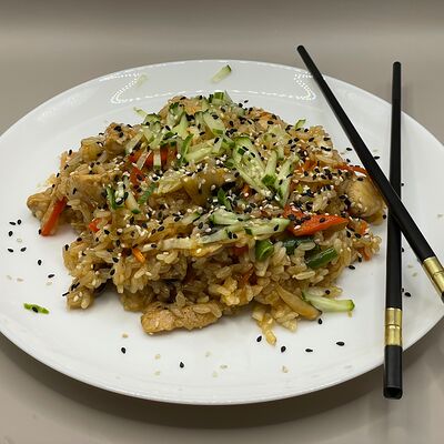 Wok классический с рисом в РЕСТИК по цене 550 ₽