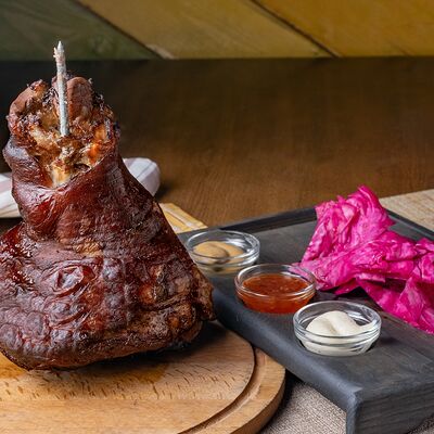 Рулька свиная в Бурито по цене 2600 ₽