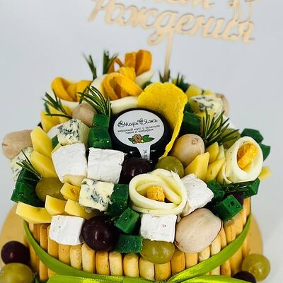 Сырный бенто торт на День рождения в Дарите красиво по цене 3999 ₽