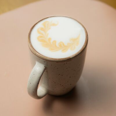 Латте арахисовый с нугой в Романовская пекарня по цене 420 ₽