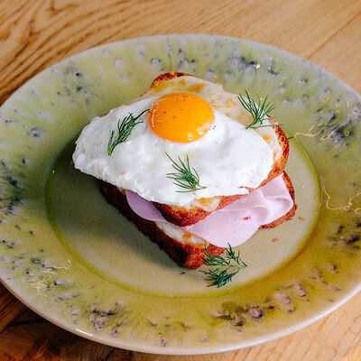 Крок-мадам в Сыроварня по цене 800 ₽