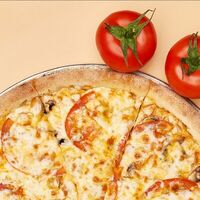 Пицца Том ям с курицей в Cheddar Pizza