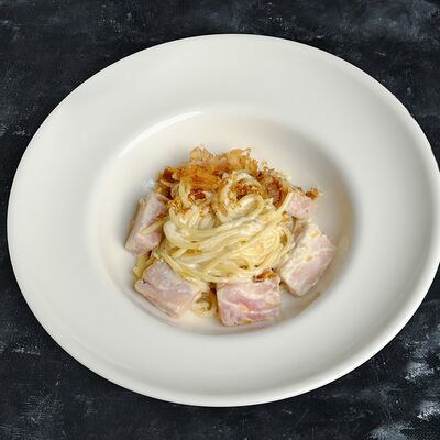 Паста с тунцом в География по цене 900 ₽