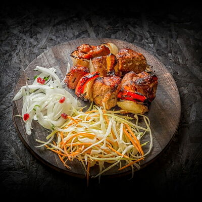 Фирменный шашлык из свиной шеи в KOSTROF по цене 598 ₽