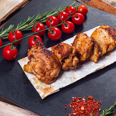 Шашлык из филе Куриного бедра в На дровах по цене 520 ₽