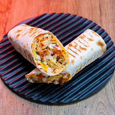 Шаурма сырная маленькая в Shawarma club по цене 310 ₽