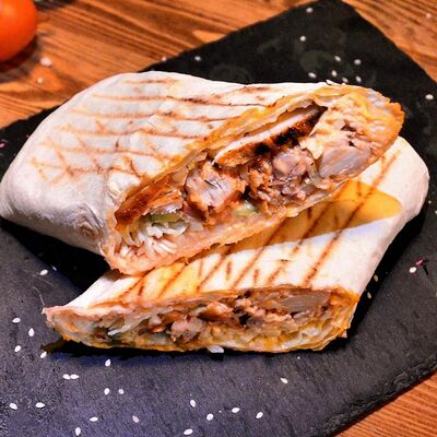 Шаурма двойная Классическая с курицей в Папа Mangals по цене 390 ₽