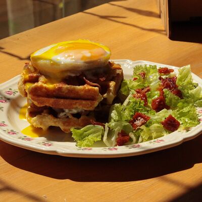 Вафля с беконом в Сова по цене 520 ₽