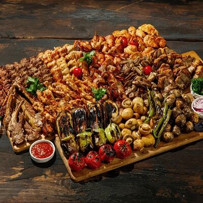 Сет Мегаполис в Шашлык Хаус Grill Premium Combo по цене 44800 ₽