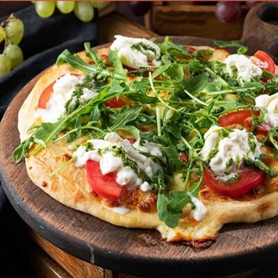 Хачапури с сыром Страчателла в Гамарджоба по цене 830 ₽