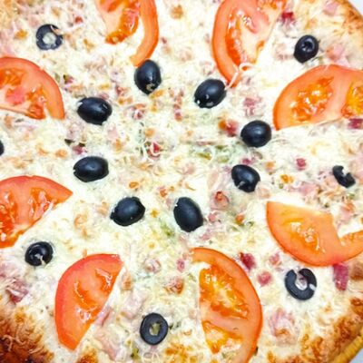 Пицца Солянка в ФАРТуна по цене 1100 ₽