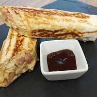 Шаверма с Барбекю-соусом размера М средняя (350-380 г) в Шаверма и Басманы
