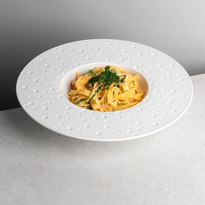 Паста с камчатским крабом и цукини в Великие по цене 1908 ₽