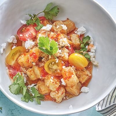 Хрустящие баклажаны в кисло-сладком соусе в Черетто море по цене 890 ₽