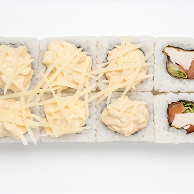 Ролл Цезарь в Суши море по цене 305 ₽