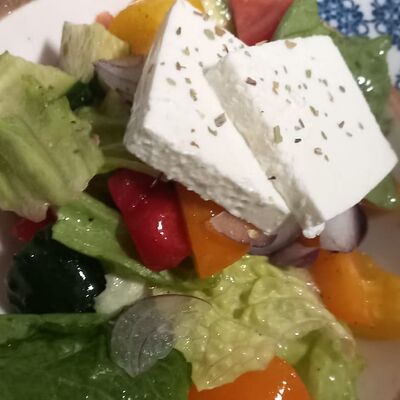 Греческий в Ламаро по цене 490 ₽