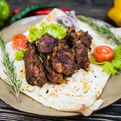 Шашлык из бараньей мякоти в Шеф рекомендует шашлыки по цене 1193 ₽
