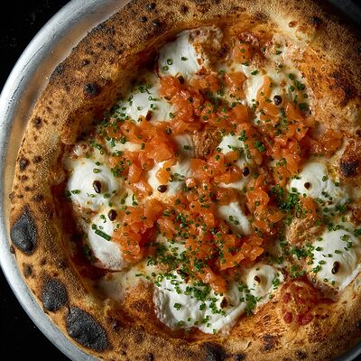 Лосось и брынза в Полтора тигра по цене 1430