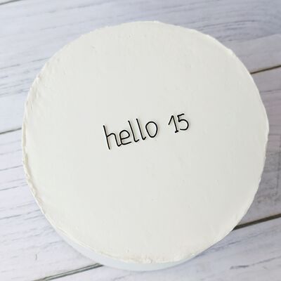 Бенто-торт Helloв Премиум торт по цене 2300 ₽