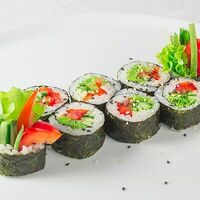 Ролл Ясай в Луиджи & Тосё