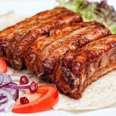 Шашлык из свиных ребер в Шашлычная